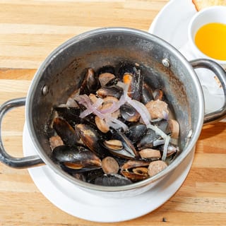 Pub Style Mussels